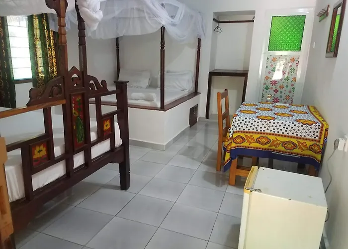 Baraka Aquarium Bungalows
