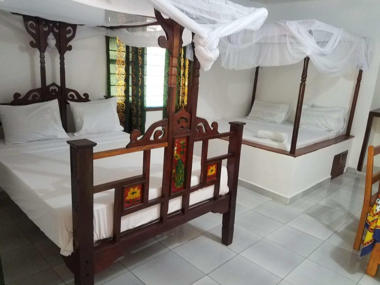 Baraka Aquarium Bed and breakfast